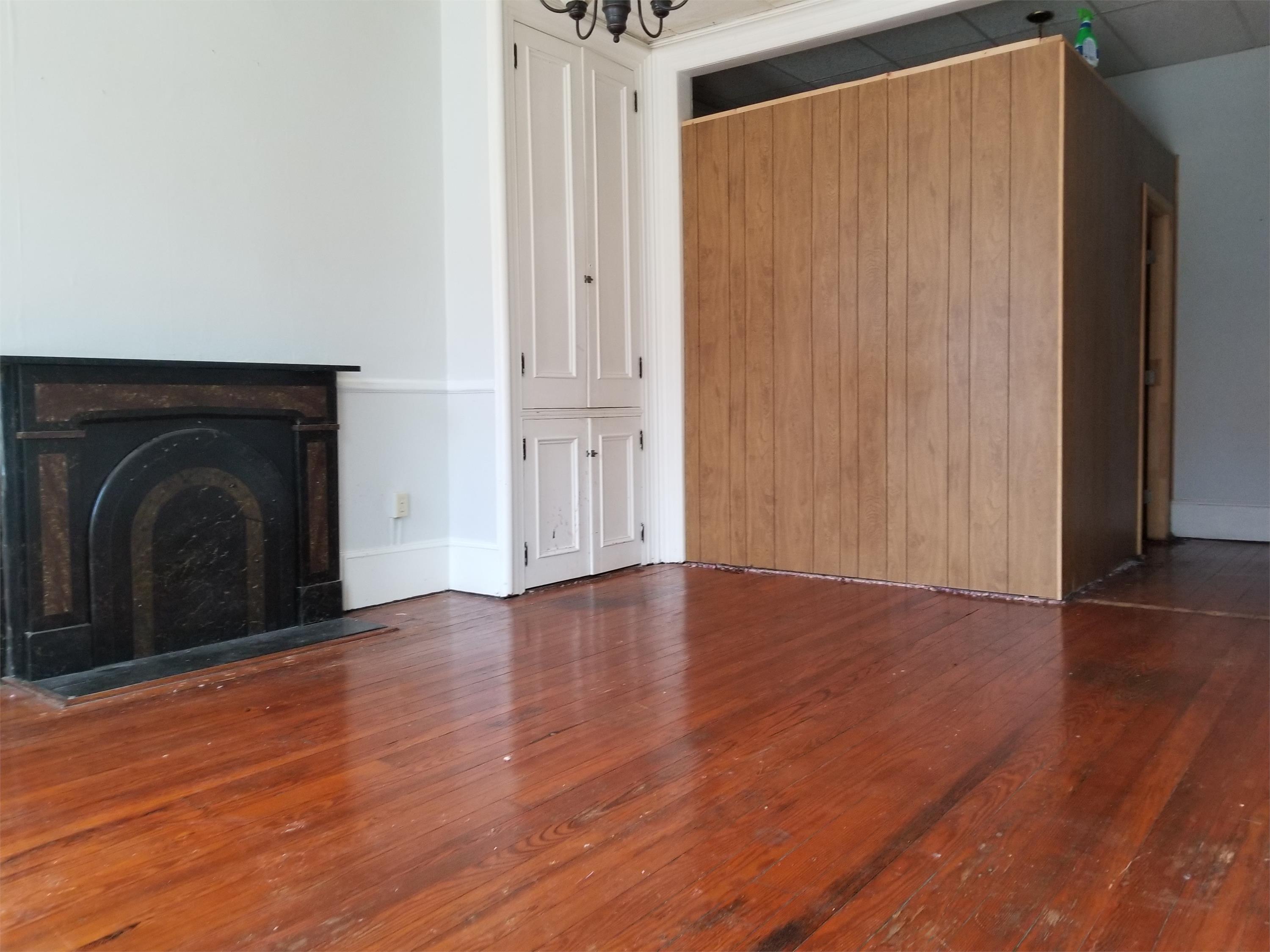 4 Frederick St - 4